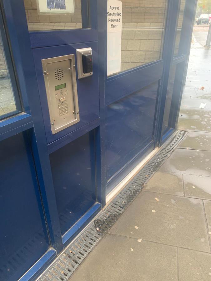 Luxury Panoramic Balcony Swindon Central מראה חיצוני תמונה