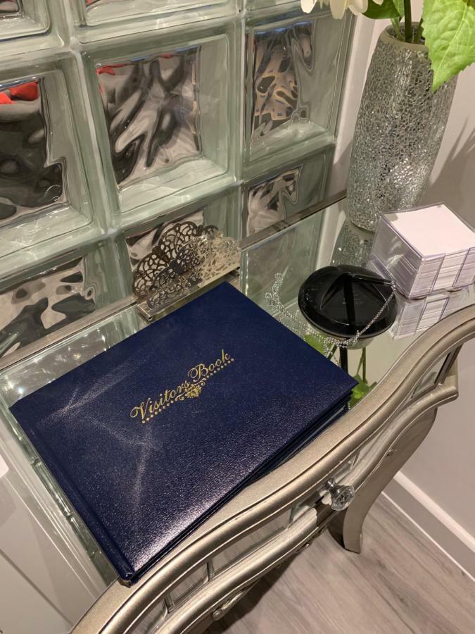 Luxury Panoramic Balcony Swindon Central מראה חיצוני תמונה