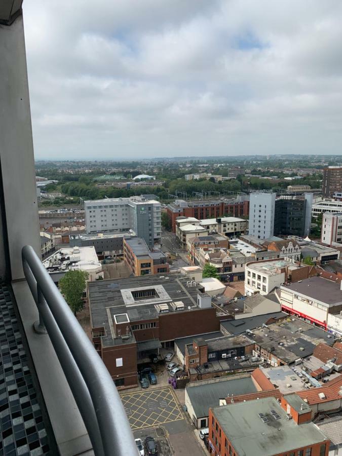 Luxury Panoramic Balcony Swindon Central מראה חיצוני תמונה