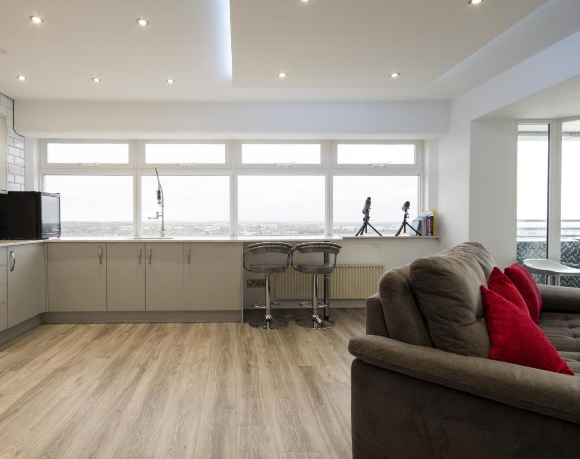 Luxury Panoramic Balcony Swindon Central מראה חיצוני תמונה